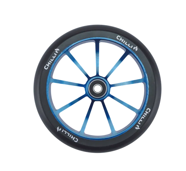chilli-pro-scooter-wheel-wave-track-black-blue-150mm-dirt-rolle image 1