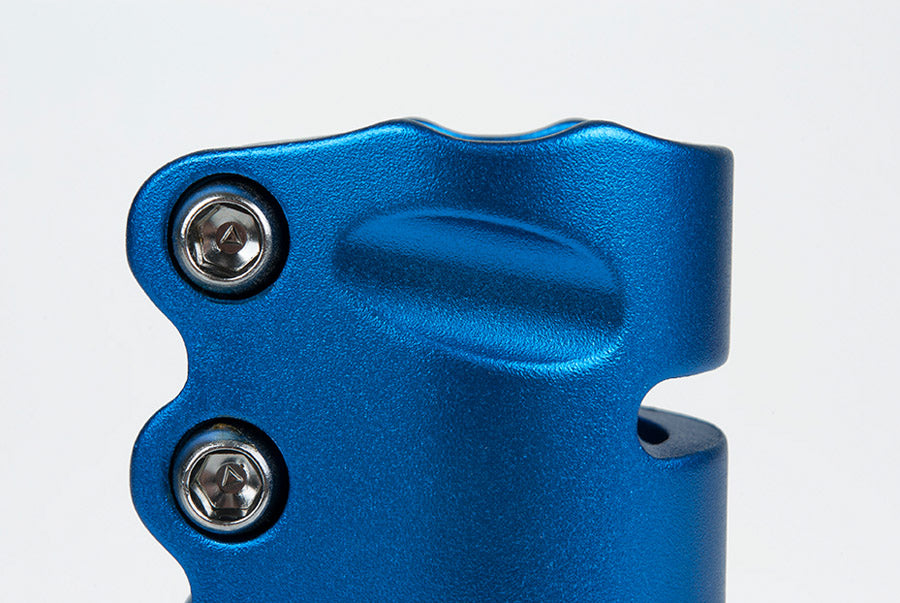 chilli-pro-scooter-clamp-blue-scs-4-bolt-klemme image 4