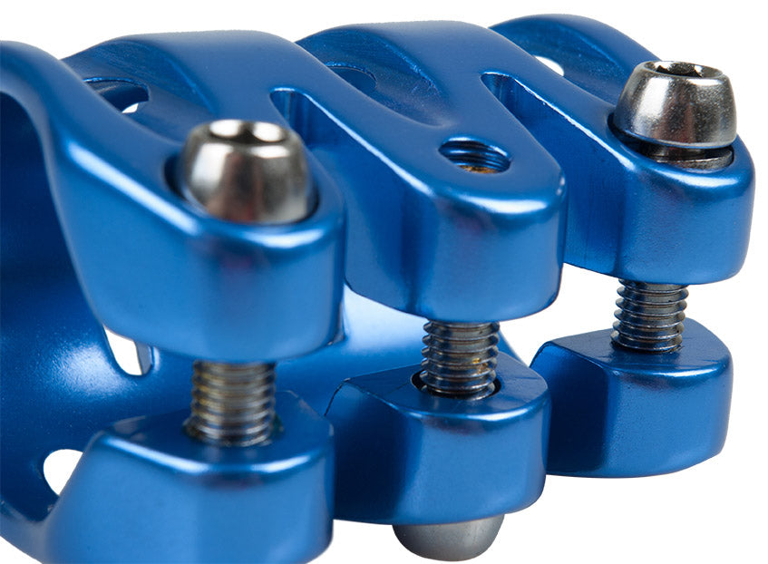 chilli-pro-scooter-clamp-blue-hic-3-bolt-f-r-reaper image 4