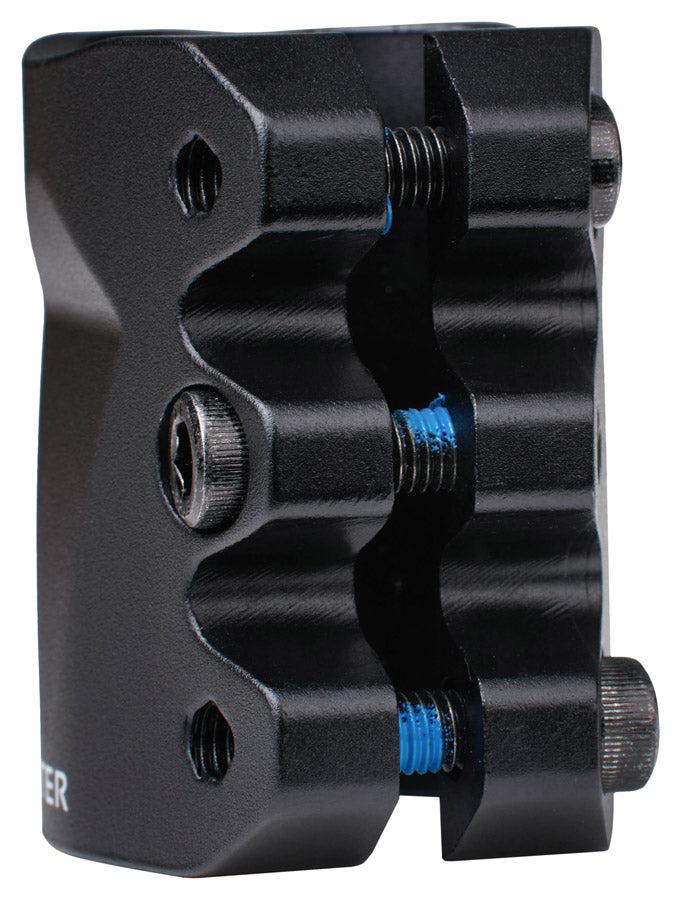 chilli-pro-scooter-clamp-black-hic-3-bolt-lenkerklemme-34-8mm image 2