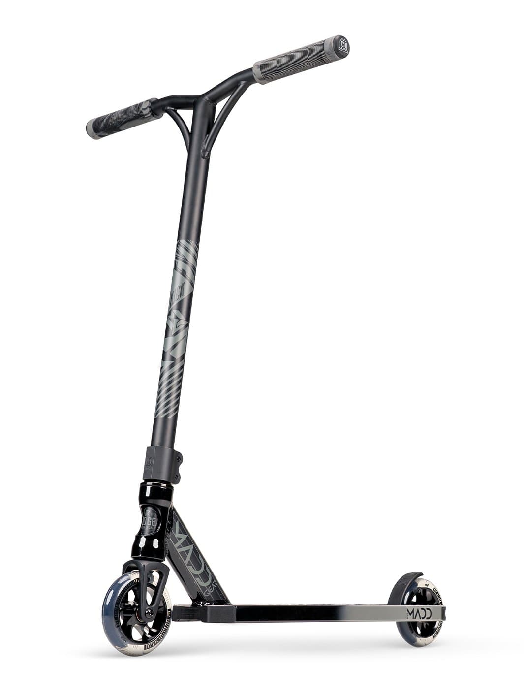 madd-gear-kick-extreme-5-stunt-scooter-black-grey image 6