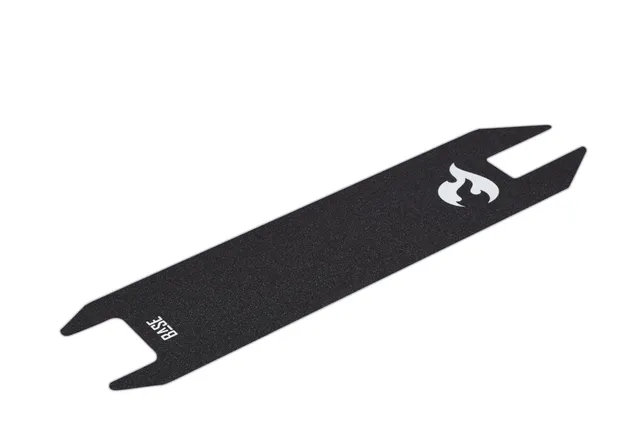 chilli-pro-scooter-griptape-white-base-selbstklebendes-deck-griptape image 1
