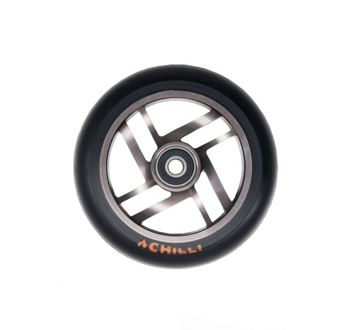 chilli-pro-scooter-wheel-grey-110mm-izzy-rolle image 1