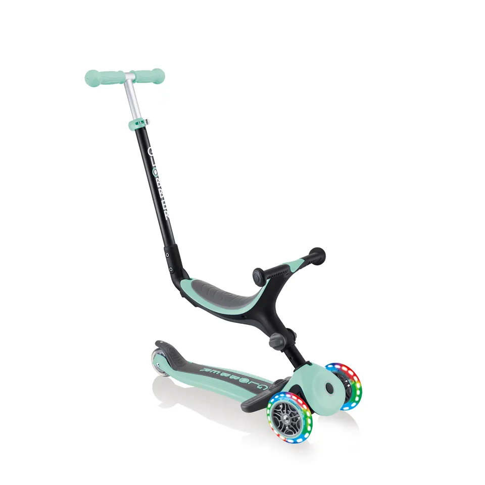 globber-go-up-foldable-plus-lights-kinderroller-mit-sitz image 1